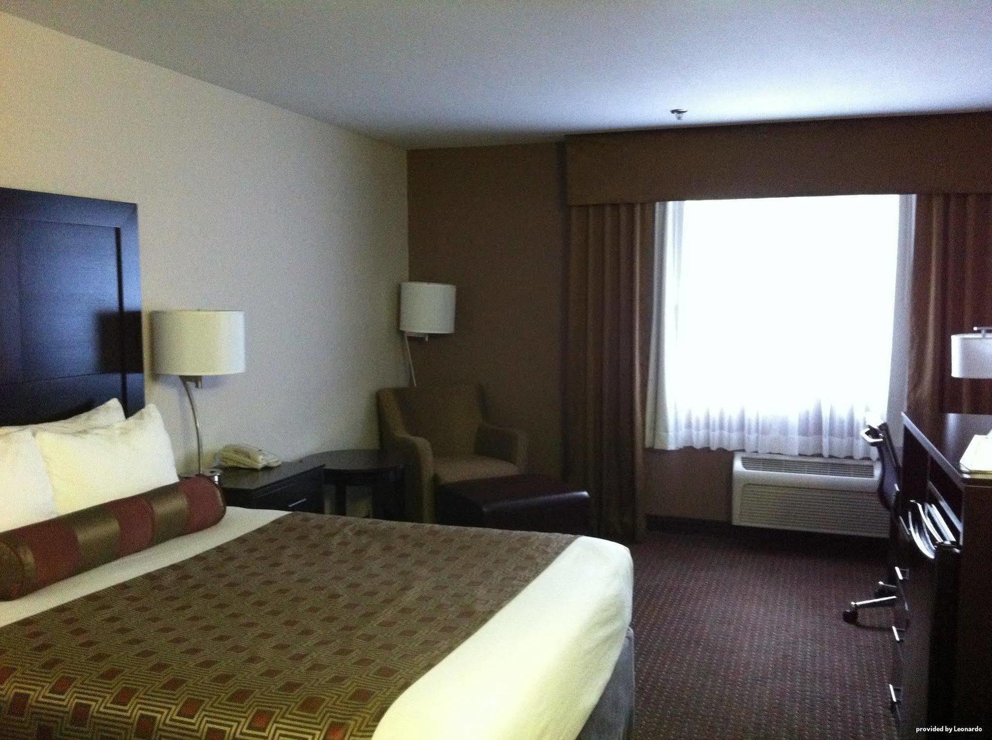 Best Western Inn Of Vancouver Exterior photo